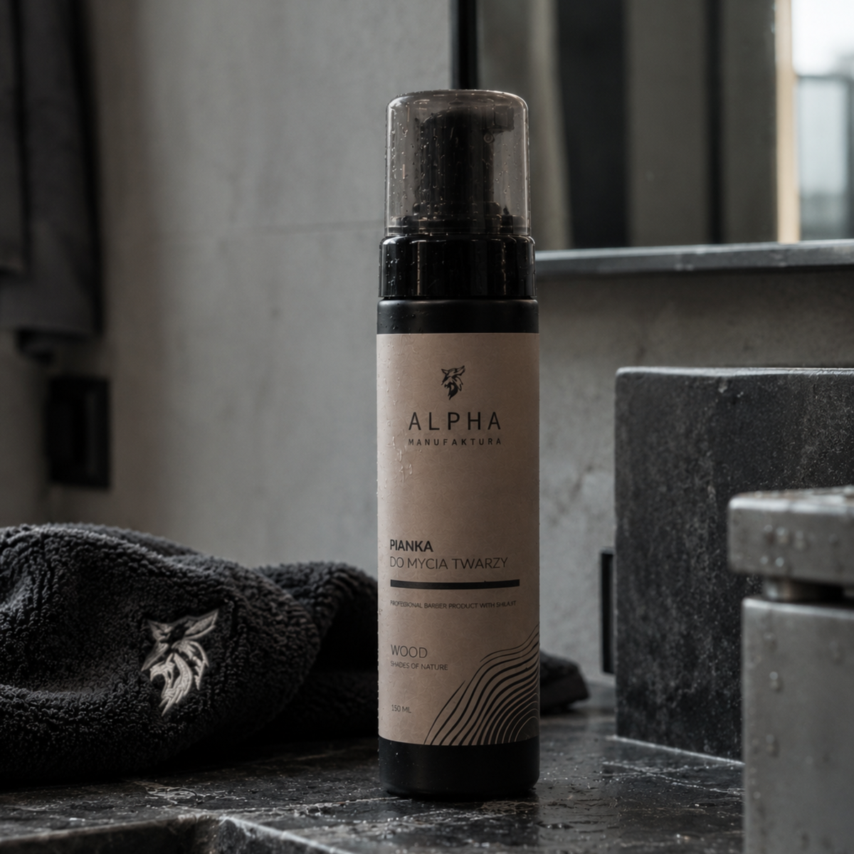 Pianka do mycia twarzy WOOD 150ml | Alpha
